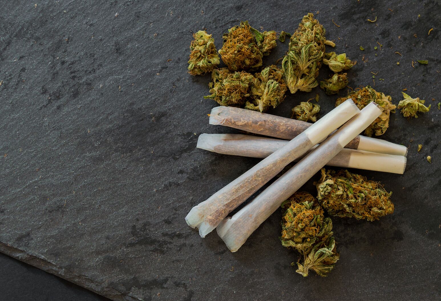 is smoking weed equivalent to smoking cigarettes Cannabis and tobacco co-use practices among young people: Purist or not is smoking weed equivalent to smoking cigarettes Cannabis and tobacco co-use practices among young people: Purist or not
