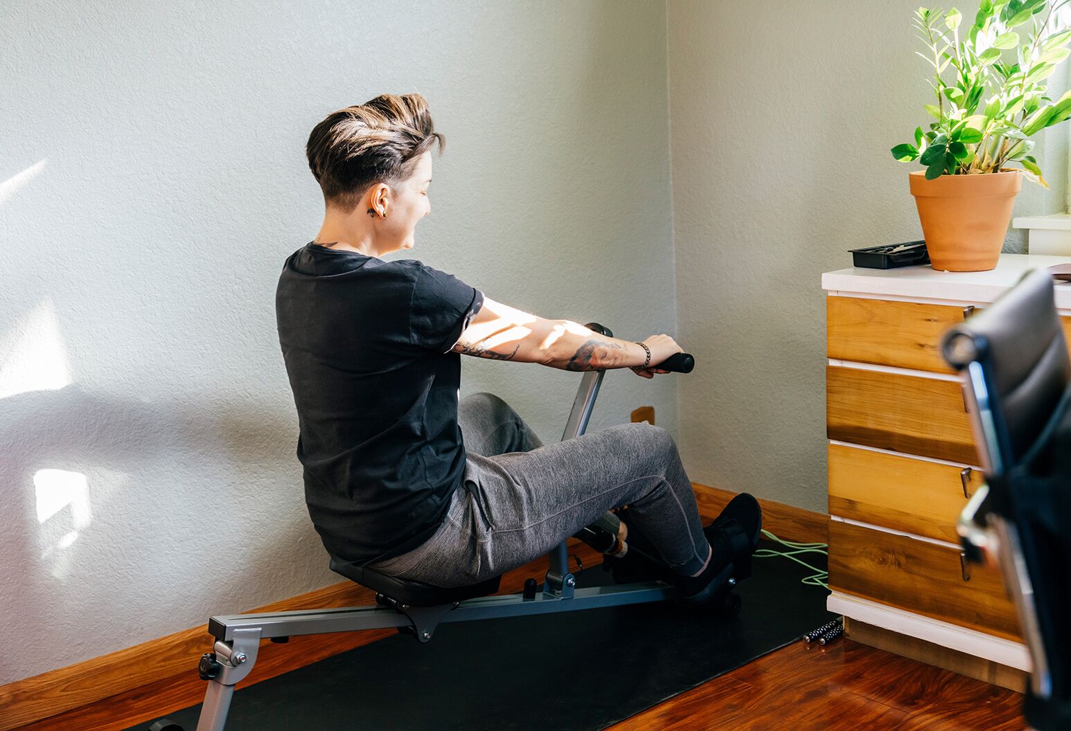 Rowing Machine Workout Risks: How To Avoid Injury