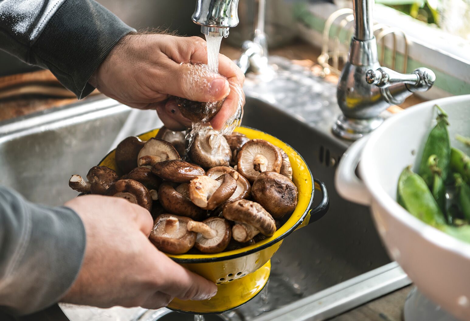 How To Cook & Clean Mushrooms Safely | The Well by Northwell