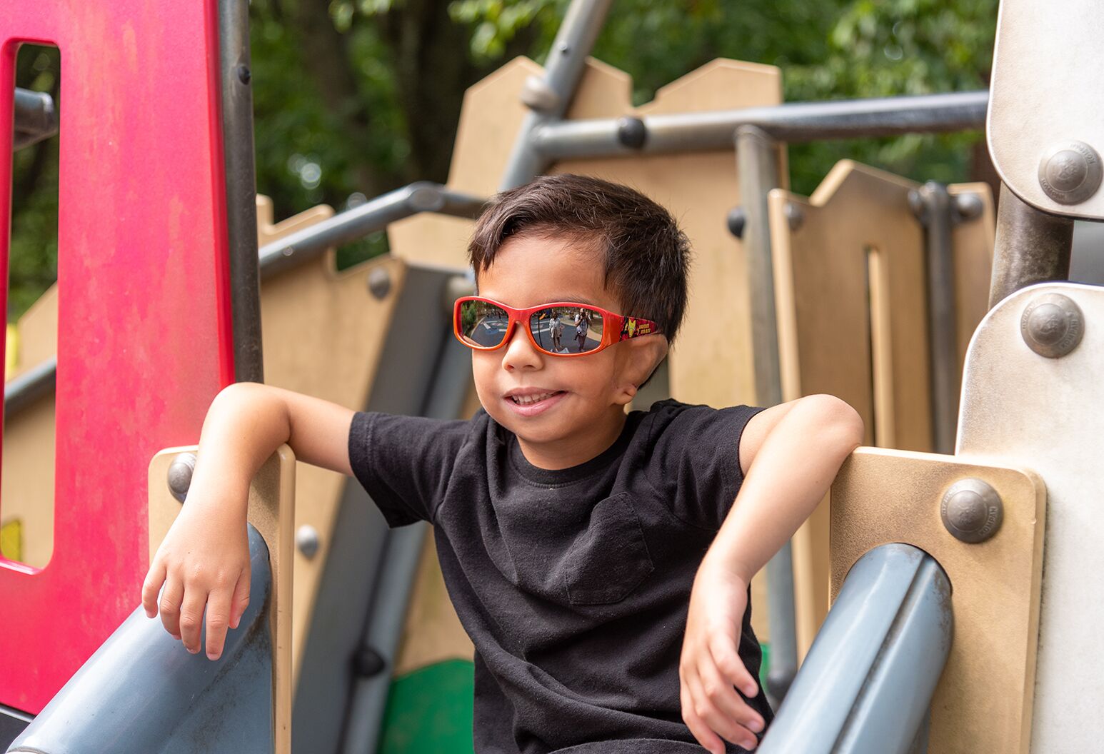 Children's hospital creates custom glasses system for child with ear  deformity - ABC News