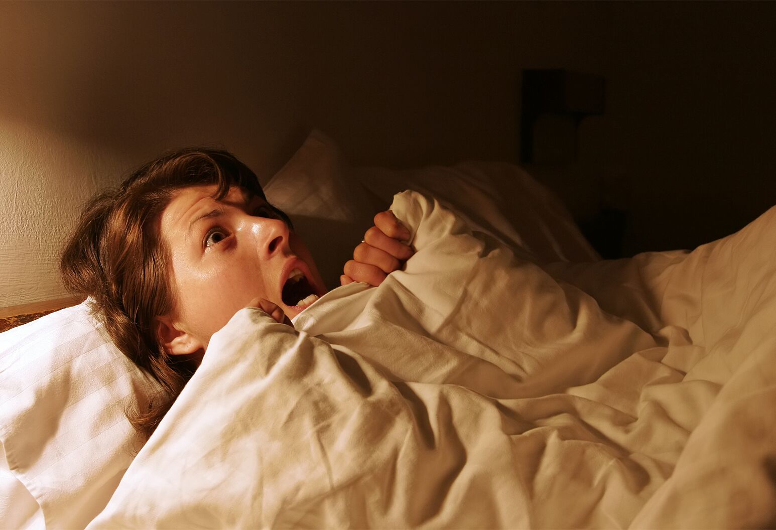 what-causes-night-terrors-in-adults-our-expert-explains-the-well-by