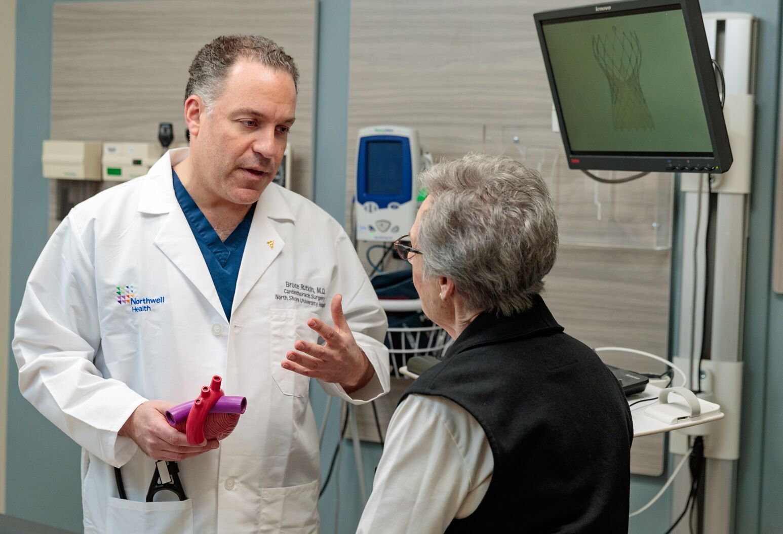 Bruce Rutkin, MD, recently performed the TAVR at the Sandra Atlas Bass Heart Hospital.