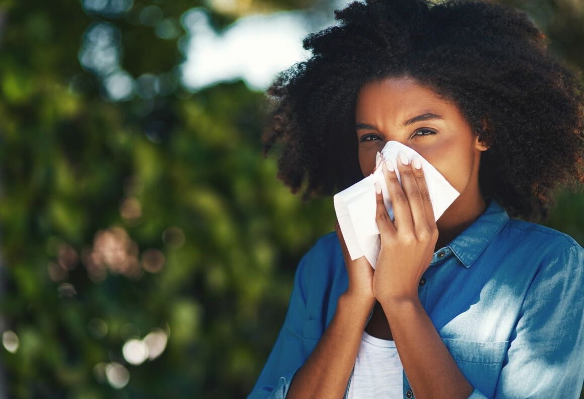 Threads Embedded in Pads and Tampons Can Diagnose Yeast Infection